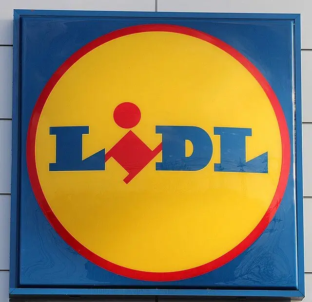 logo de lidl, analyse swot lidl 2024, diagnostic stratégique interne et externe de Lidl